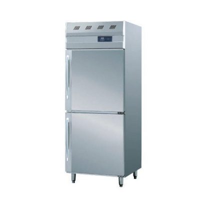 HOSHIZAKI TWO DOOR VERTICAL FREEZER